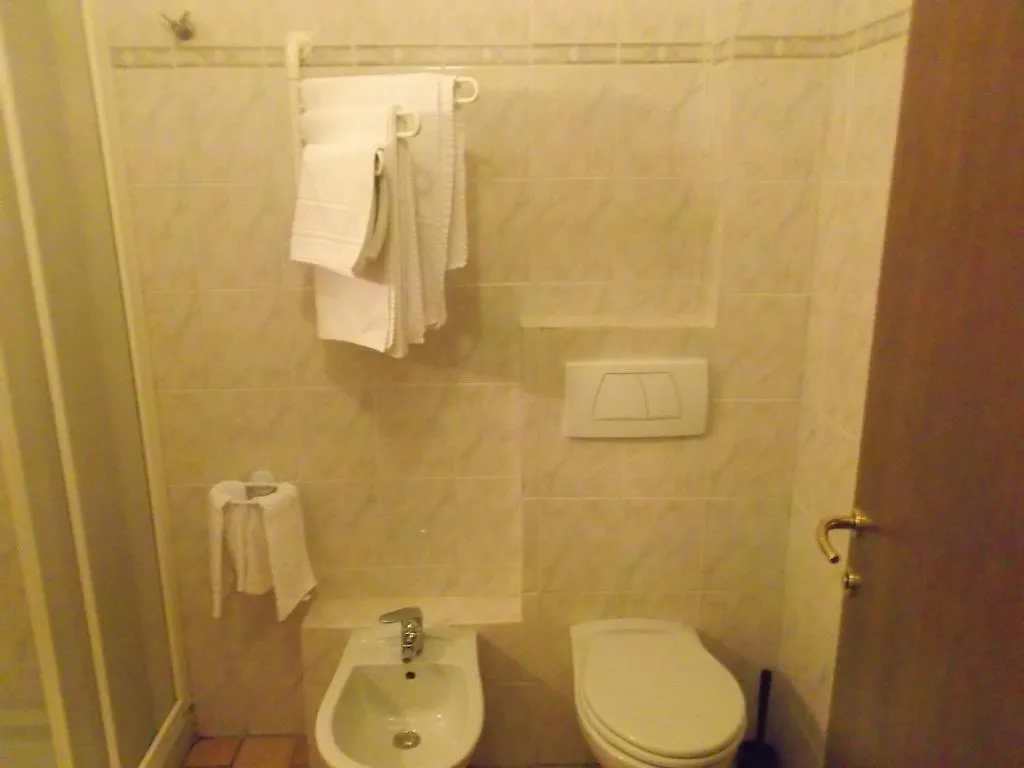 ***  Hotel Cavalieri Fornovo di Taro Italien
