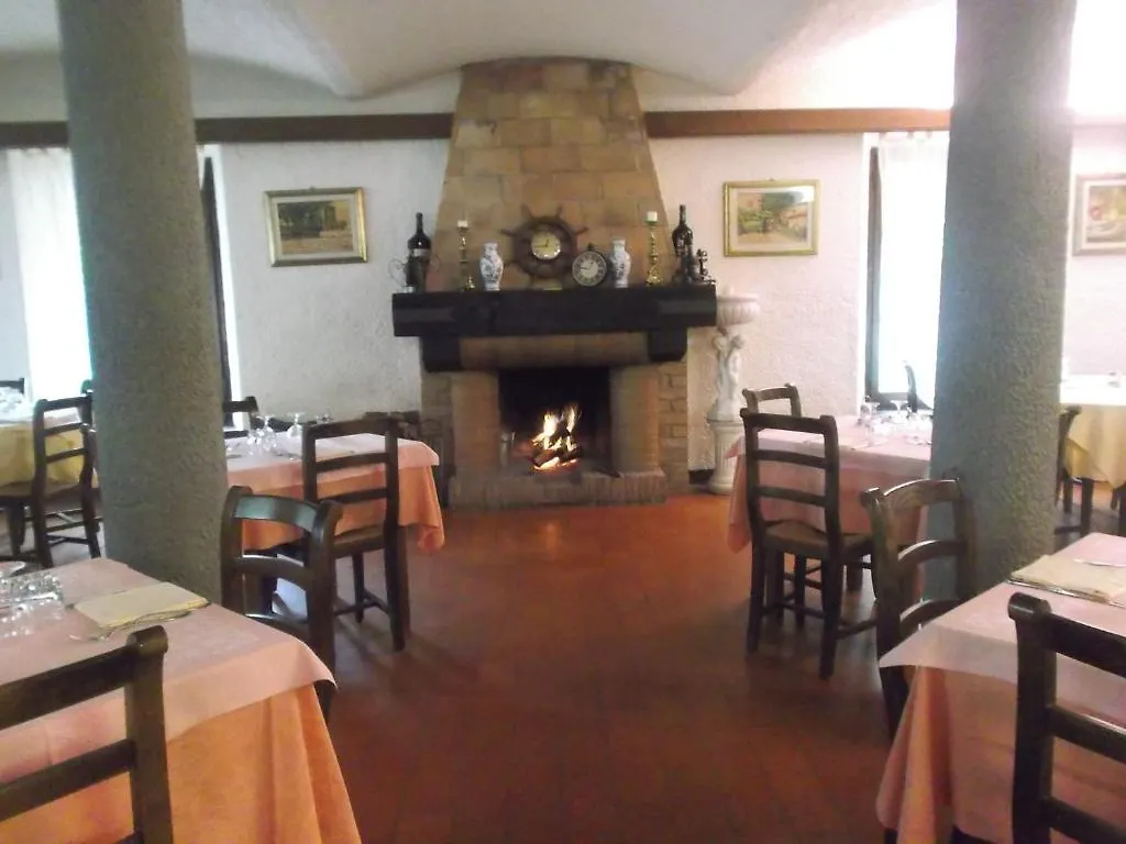 Hotel Cavalieri Fornovo di Taro 3*,  Italien